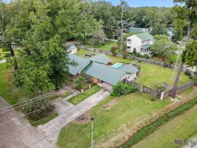 Home For Sale in Denham Springs, Louisiana