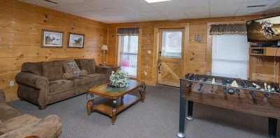 Home For Sale in Pigeon Forge, Tennessee