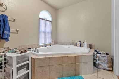 Home For Sale in Grandview, Texas