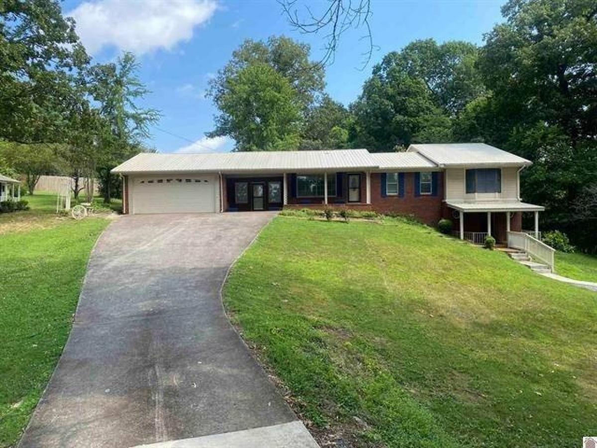 Picture of Home For Sale in Cadiz, Kentucky, United States