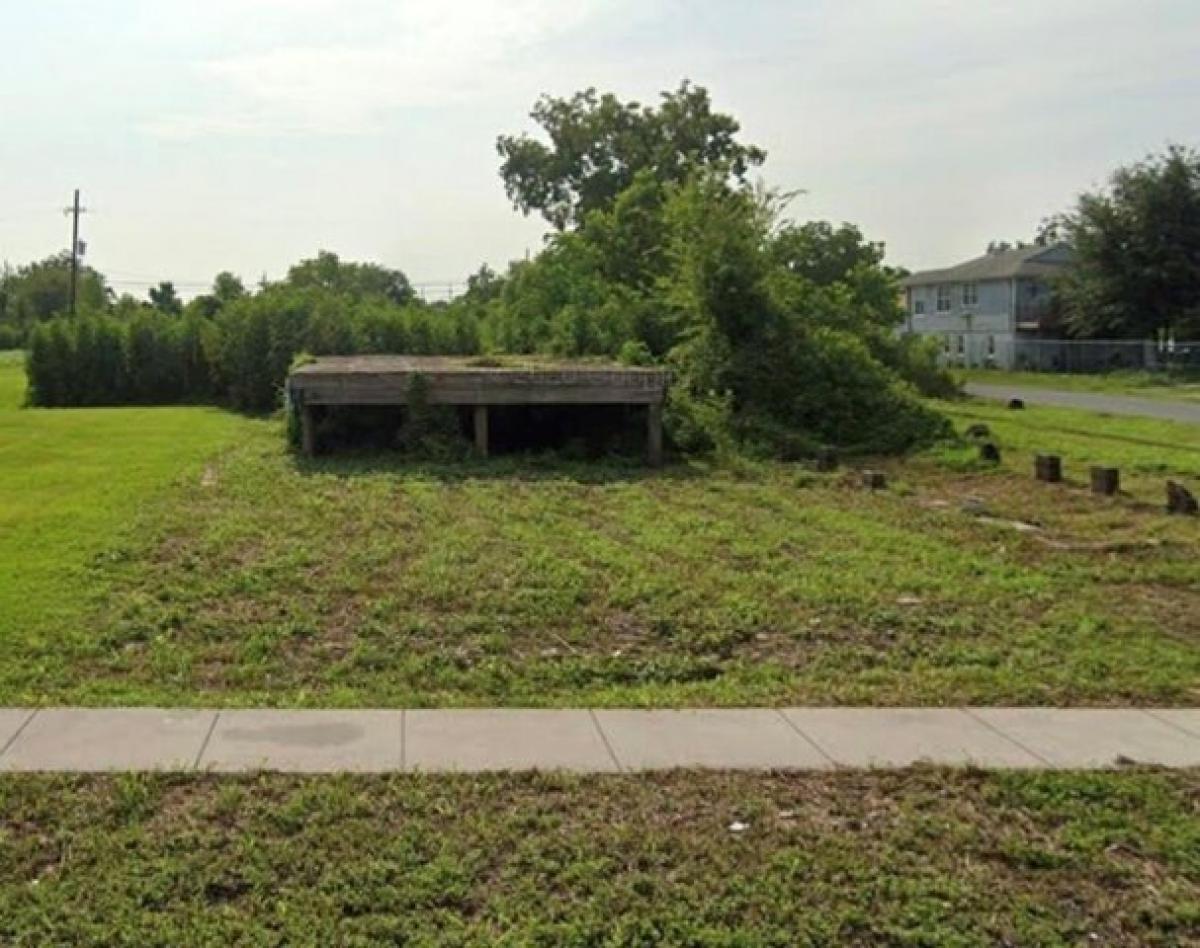 Picture of Residential Land For Sale in New Orleans, Louisiana, United States