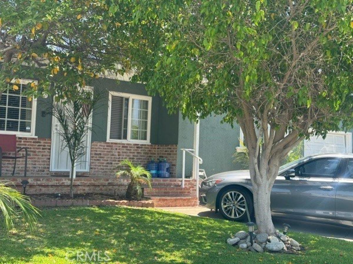 Picture of Home For Sale in Baldwin Park, California, United States