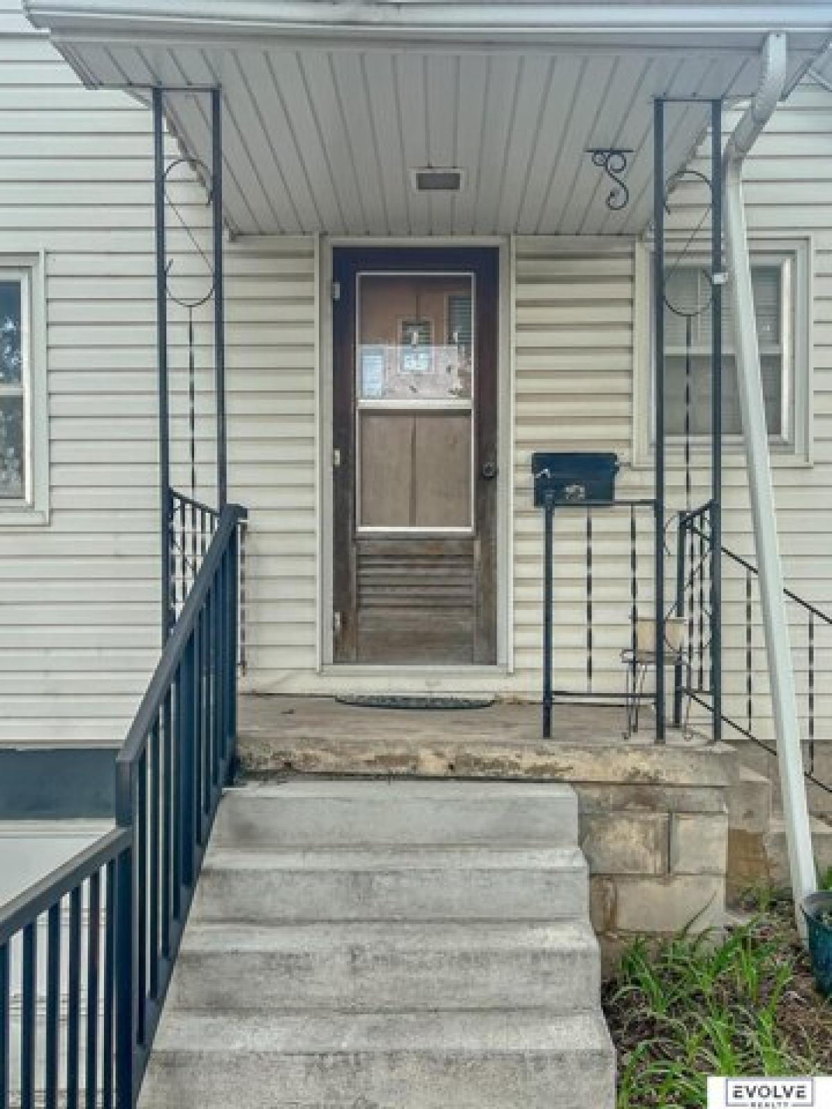 Picture of Home For Sale in Nebraska City, Nebraska, United States