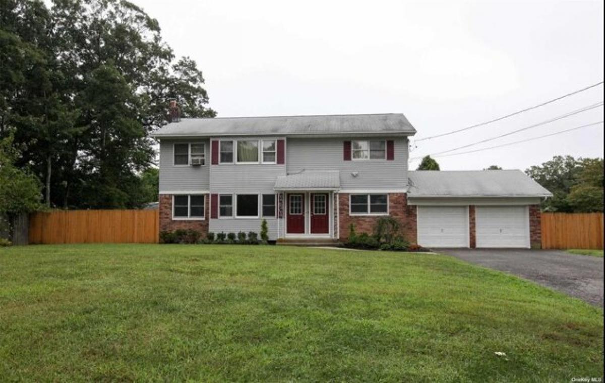 Picture of Home For Rent in Hauppauge, New York, United States