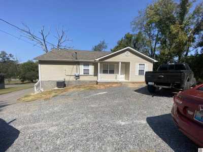 Home For Sale in Cadiz, Kentucky