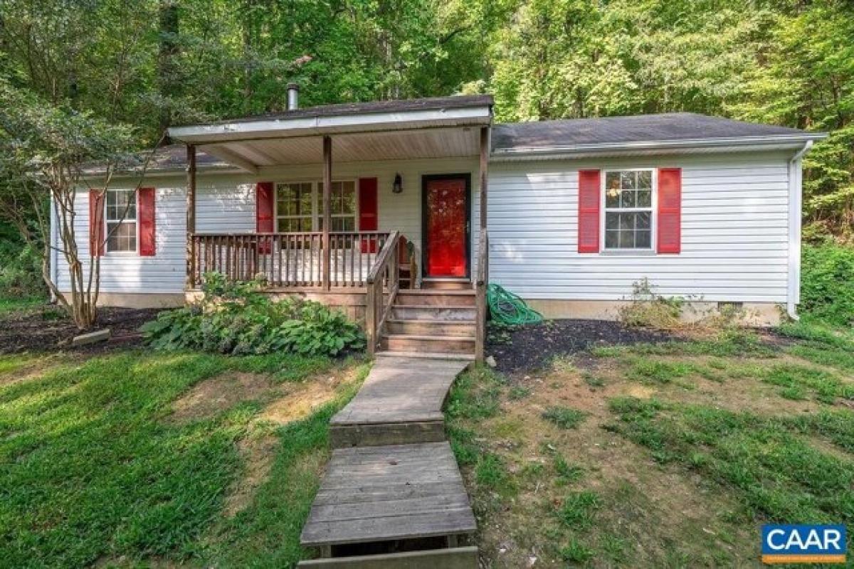 Picture of Home For Sale in Stanardsville, Virginia, United States