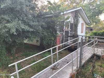 Home For Sale in Jackson, Mississippi