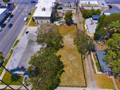 Residential Land For Sale in Pomona, California