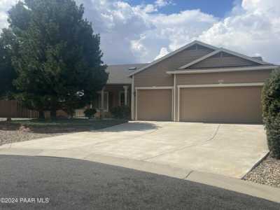 Home For Sale in Prescott Valley, Arizona