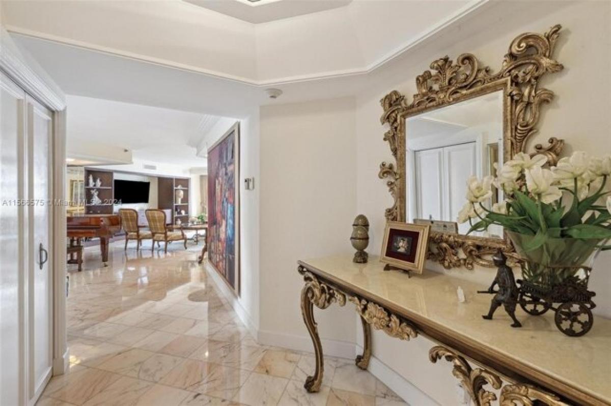 Picture of Home For Sale in Aventura, Florida, United States