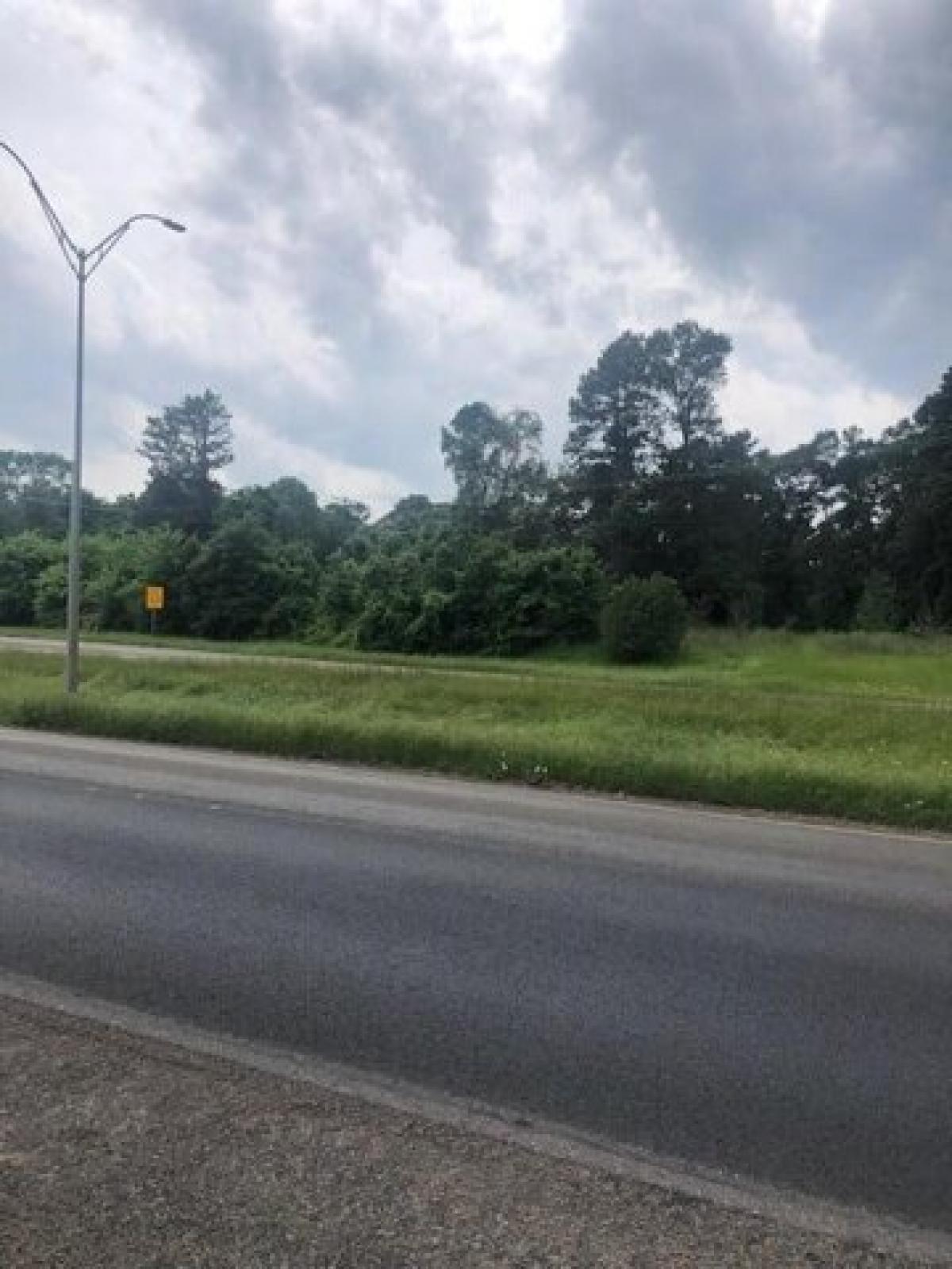 Picture of Residential Land For Sale in Nacogdoches, Texas, United States