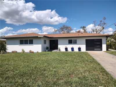 Home For Rent in Cape Coral, Florida