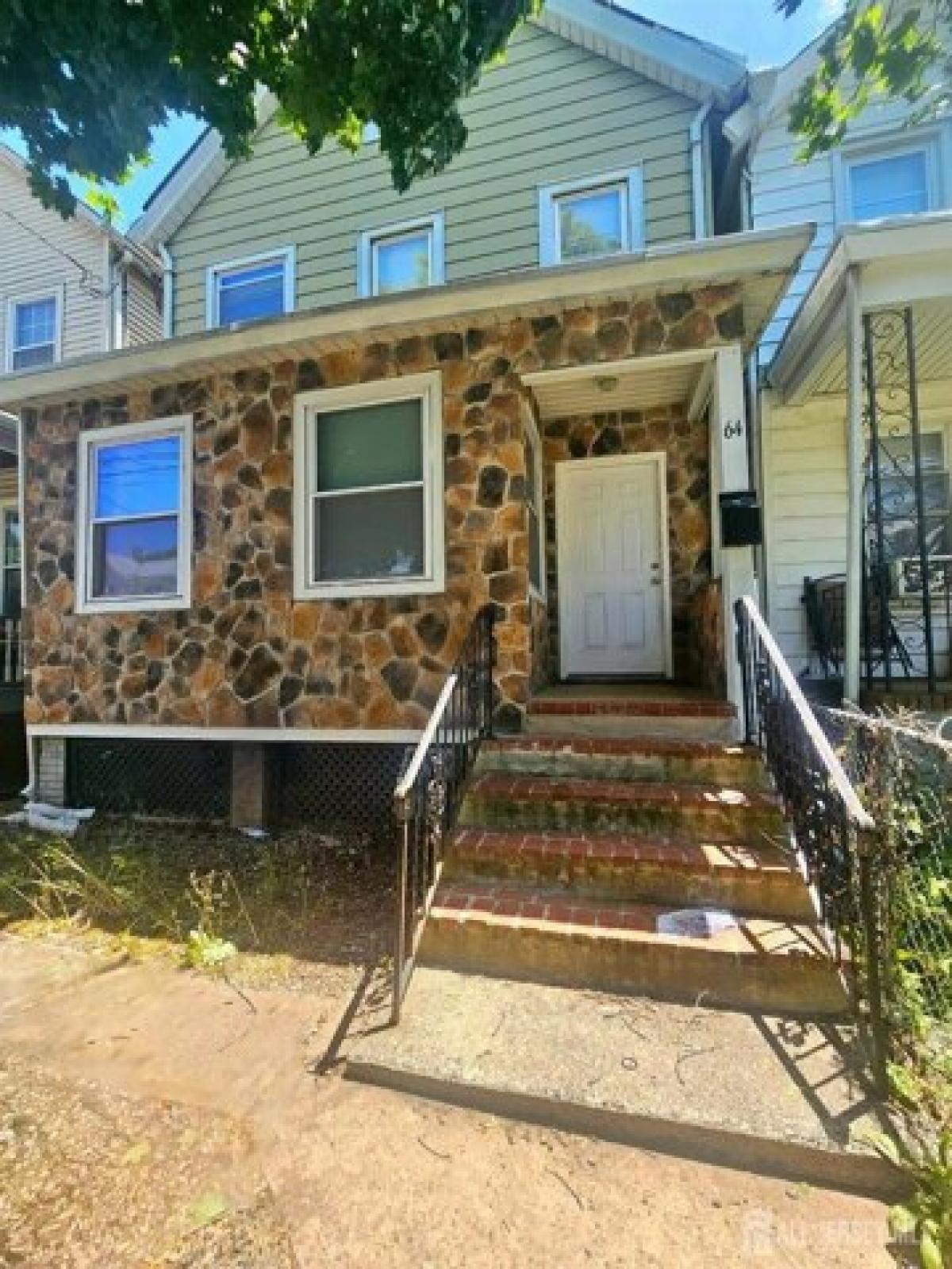 Picture of Home For Rent in New Brunswick, New Jersey, United States