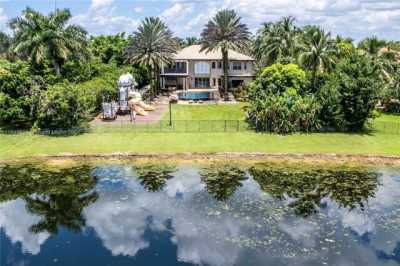 Home For Sale in Davie, Florida