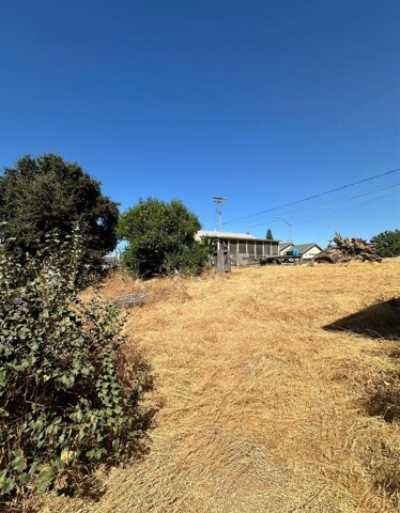 Home For Sale in Waterford, California