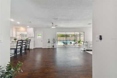 Home For Sale in Seffner, Florida