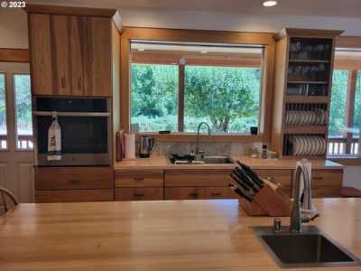 Home For Sale in Stevenson, Washington