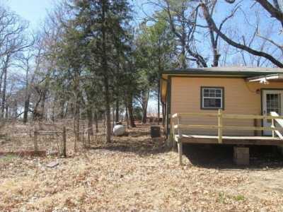 Home For Sale in Honey Grove, Texas