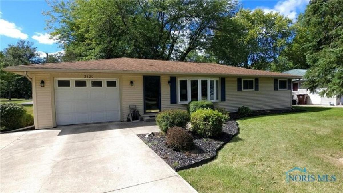 Picture of Home For Sale in Defiance, Ohio, United States