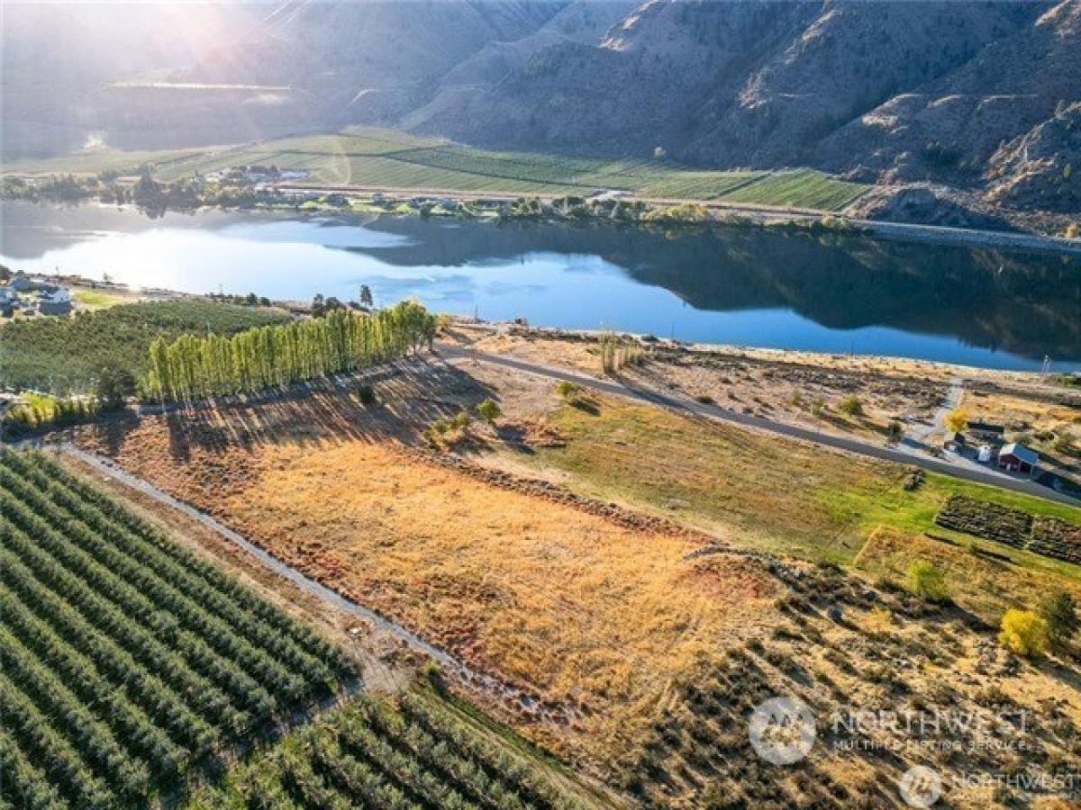 Picture of Residential Land For Sale in Chelan, Washington, United States