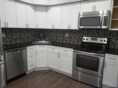 Home For Rent in Palisades Park, New Jersey