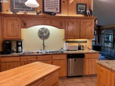 Home For Sale in Goldendale, Washington