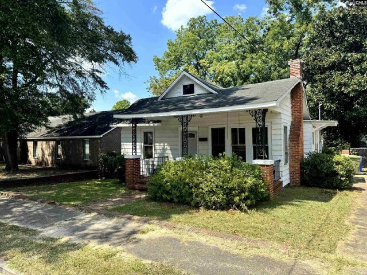 Picture of Home For Sale in Camden, South Carolina, United States