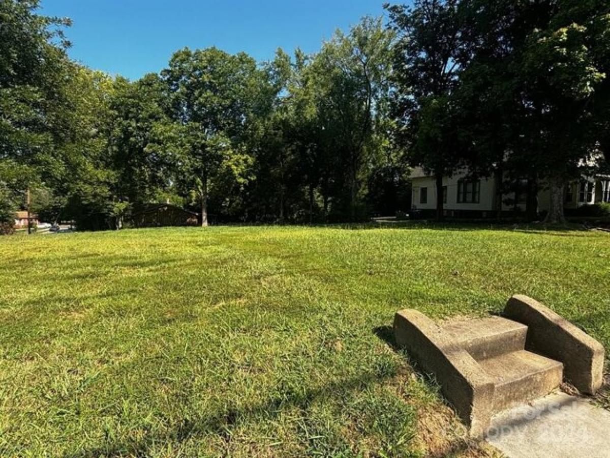 Picture of Residential Land For Sale in Salisbury, North Carolina, United States