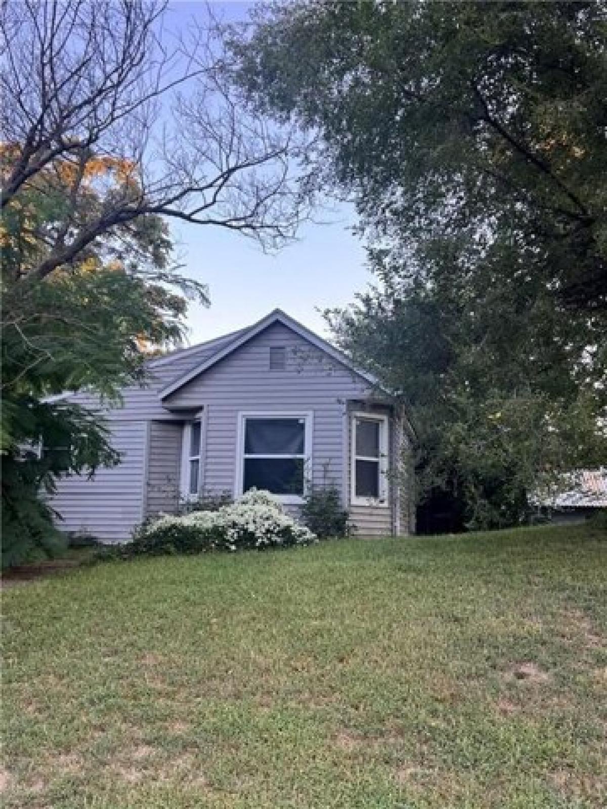 Picture of Home For Sale in Atchison, Kansas, United States