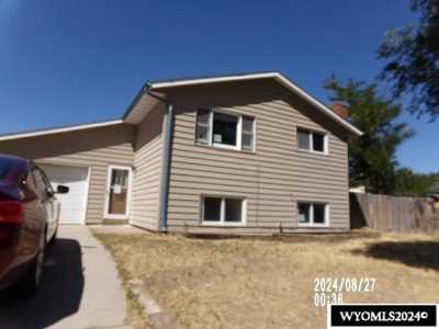 Home For Sale in Douglas, Wyoming