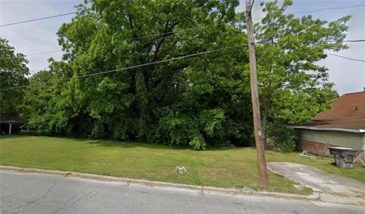 Picture of Residential Land For Sale in Thomasville, North Carolina, United States