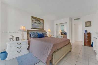 Home For Sale in Aventura, Florida