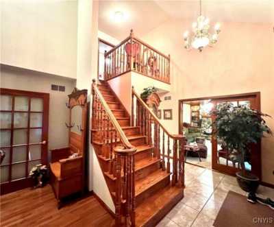 Home For Sale in Marcy, New York