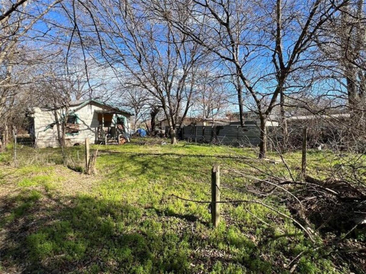 Picture of Residential Land For Sale in Austin, Texas, United States