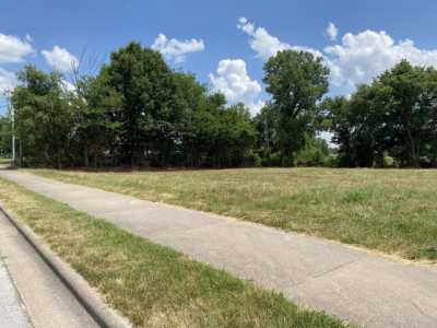 Residential Land For Sale in Bolivar, Missouri