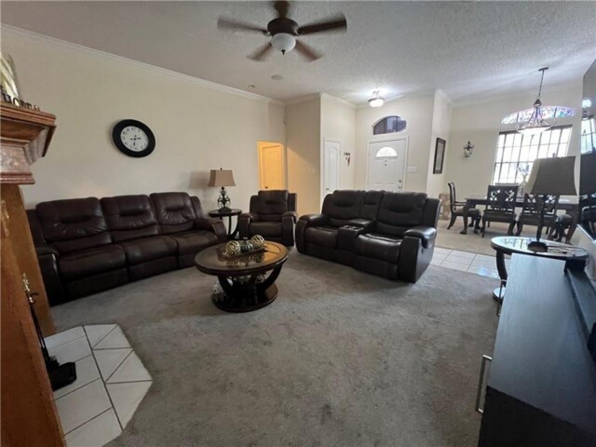 Picture of Home For Sale in Corpus Christi, Texas, United States