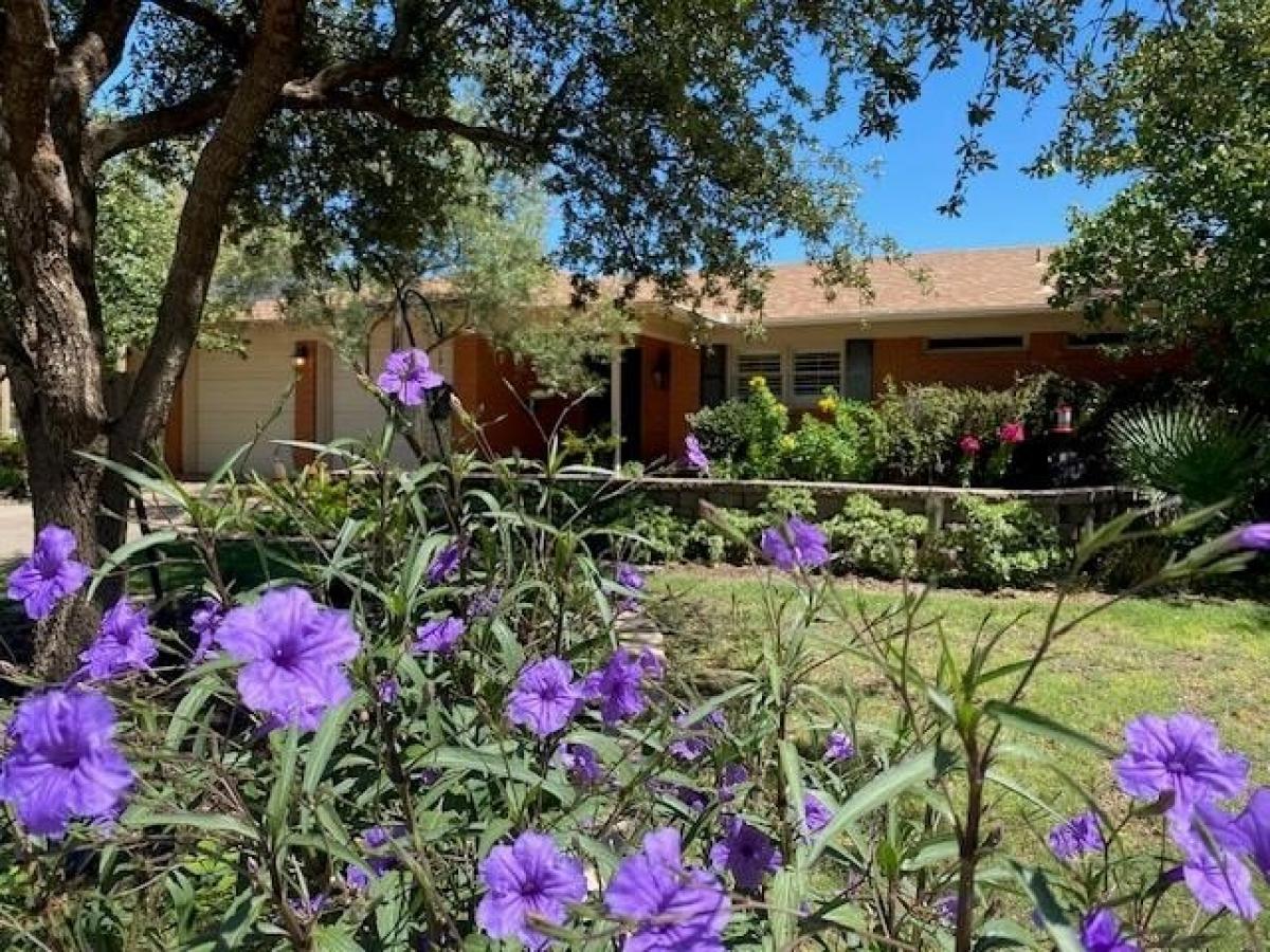 Picture of Home For Sale in Midland, Texas, United States