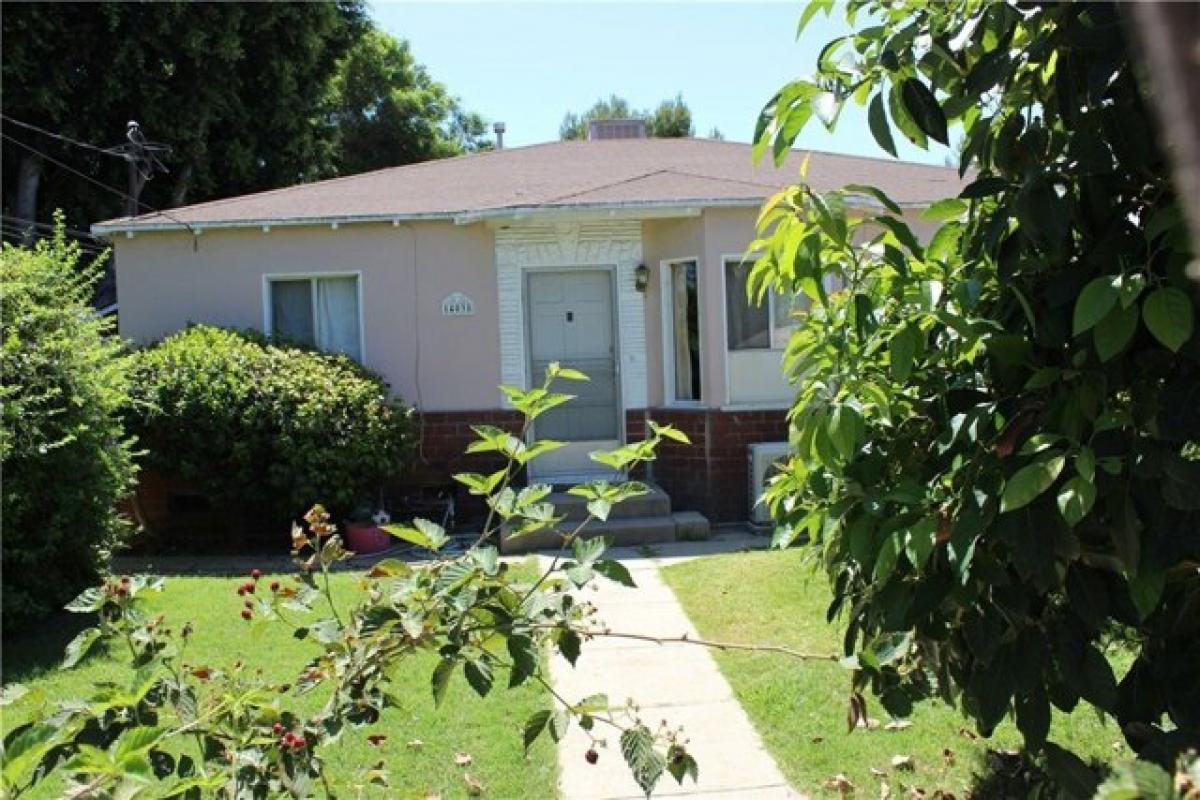 Picture of Home For Sale in Van Nuys, California, United States