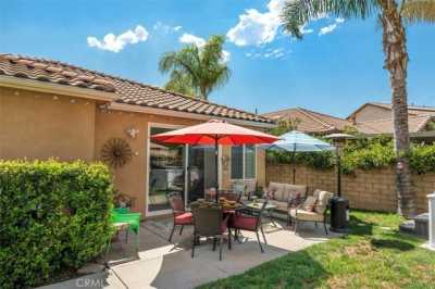 Home For Sale in Saugus, California