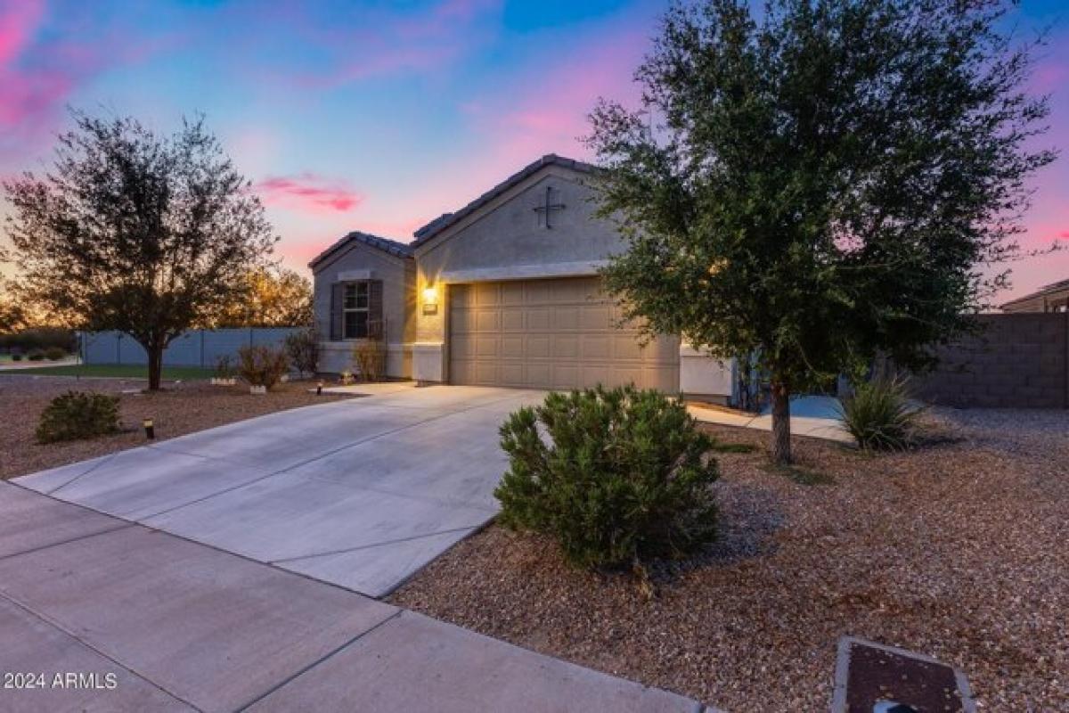 Picture of Home For Sale in Buckeye, Arizona, United States