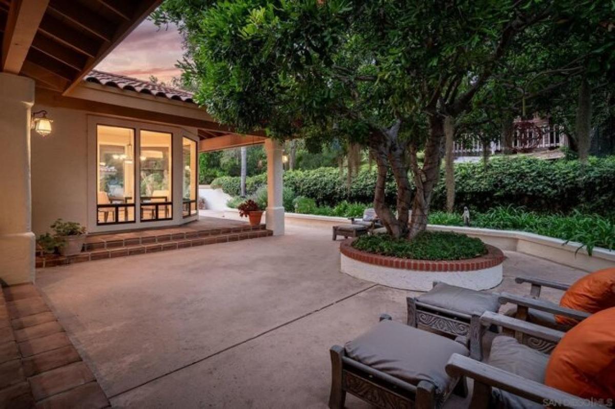 Picture of Home For Sale in Rancho Santa Fe, California, United States