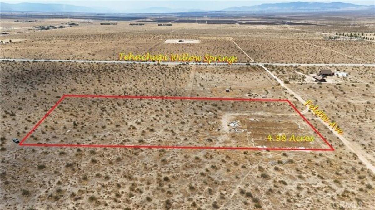 Picture of Residential Land For Sale in Rosamond, California, United States