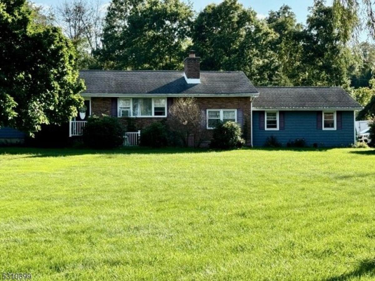 Picture of Home For Sale in Hope, New Jersey, United States