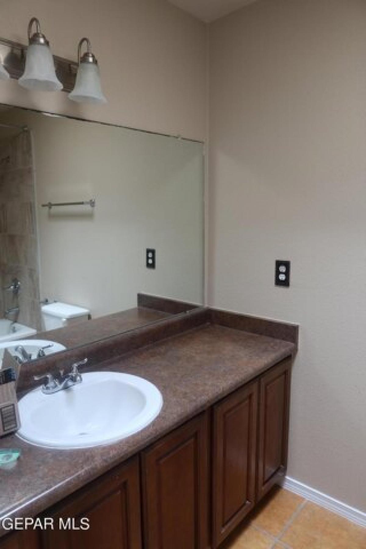 Picture of Home For Rent in El Paso, Texas, United States