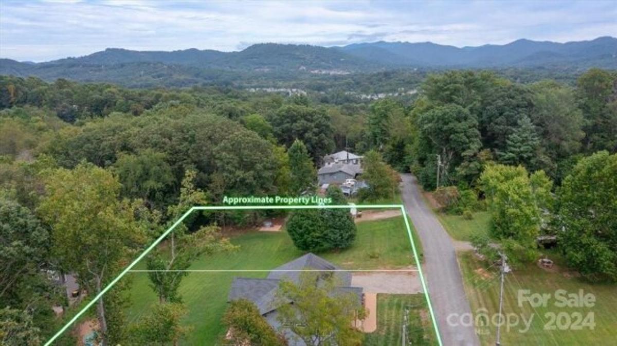 Picture of Residential Land For Sale in Asheville, North Carolina, United States