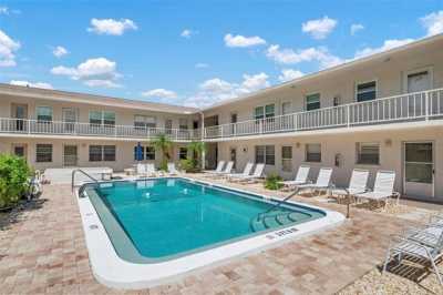 Home For Sale in Venice, Florida