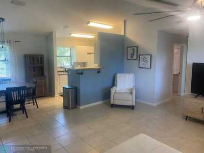 Home For Sale in Vero Beach, Florida