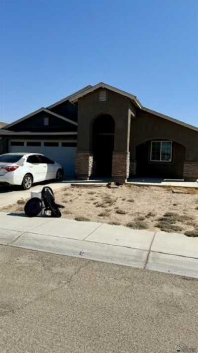 Home For Sale in San Luis, Arizona