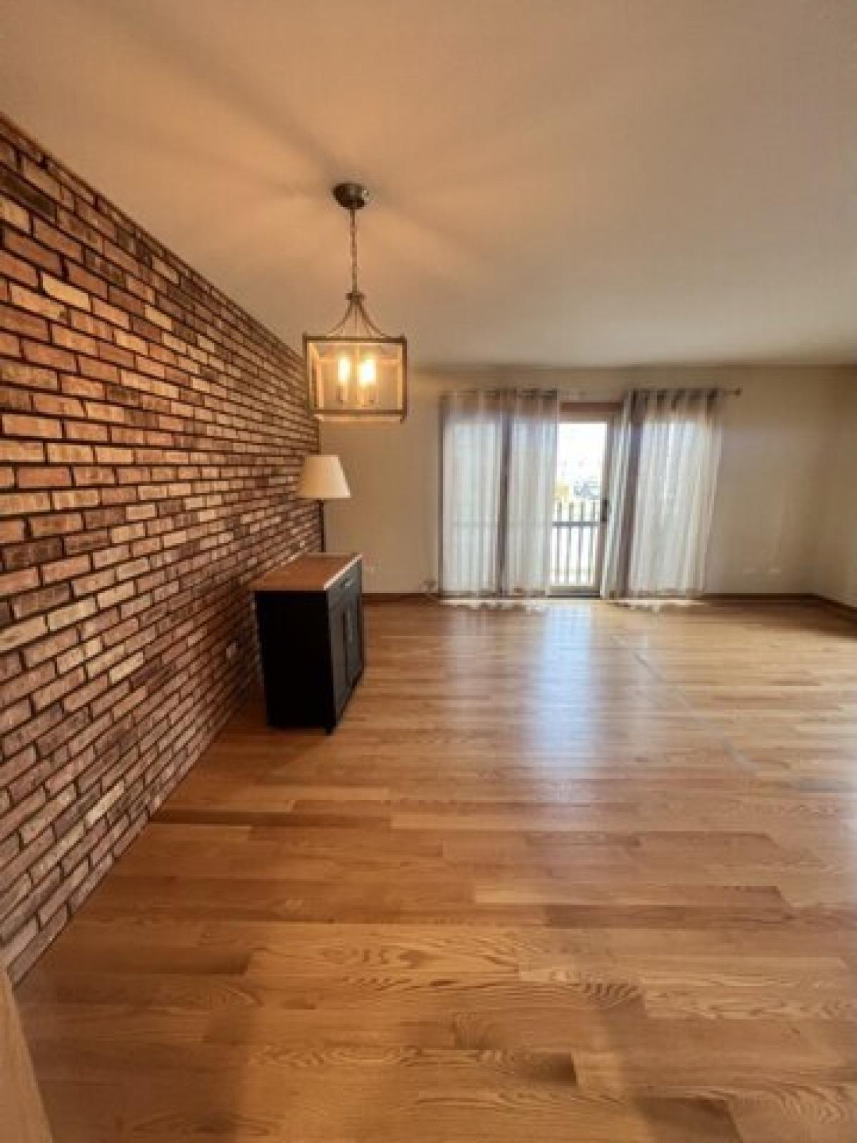 Picture of Home For Rent in Highland Park, Illinois, United States