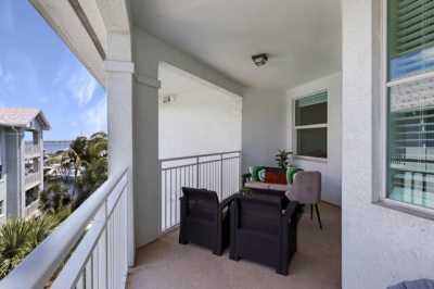 Home For Sale in Stuart, Florida